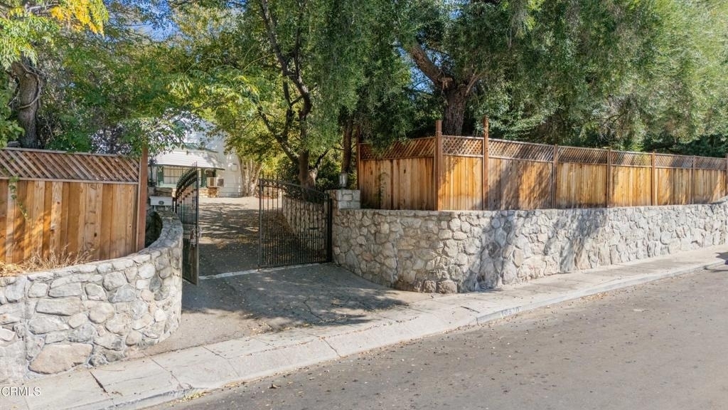 10630 Hillhaven Avenue - Photo 29