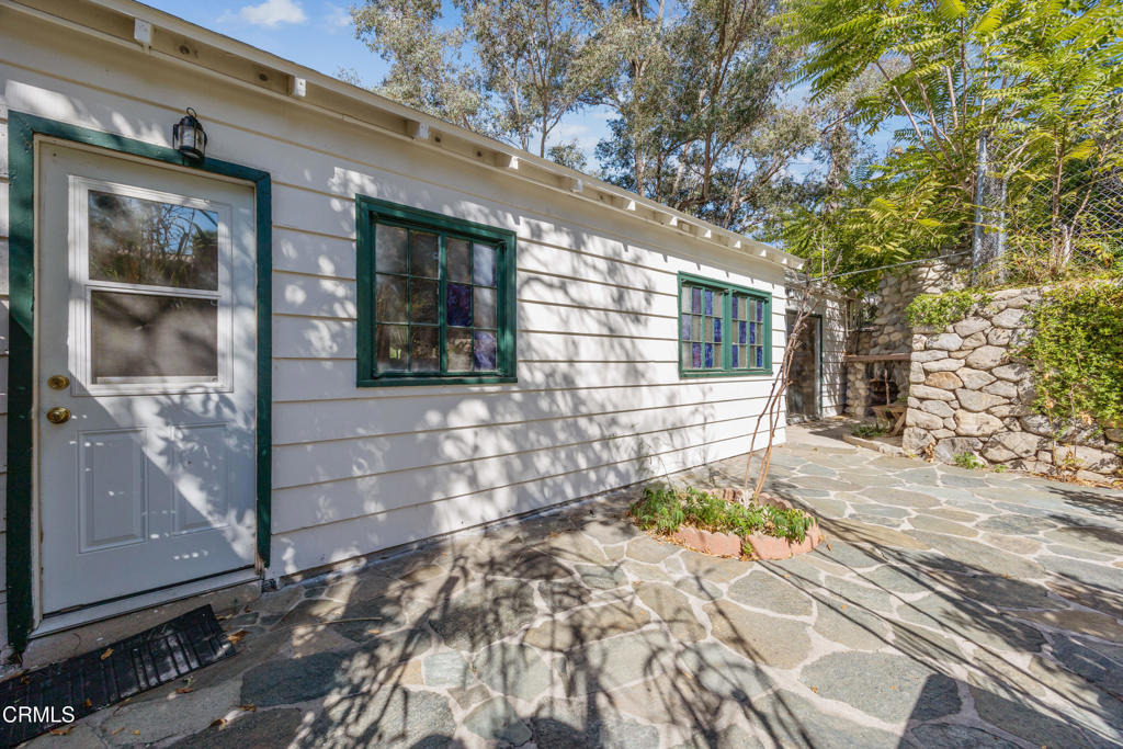 10630 Hillhaven Avenue - Photo 18