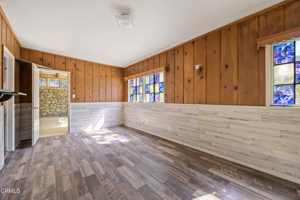 10630 Hillhaven Avenue - Photo 9