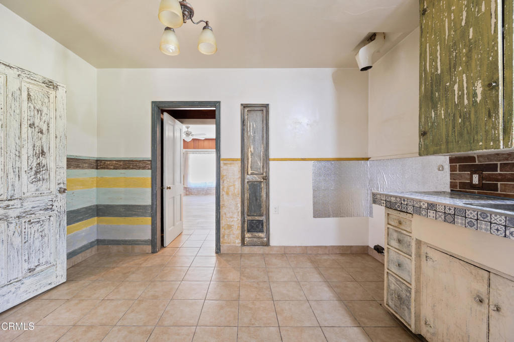 10630 Hillhaven Avenue - Photo 7