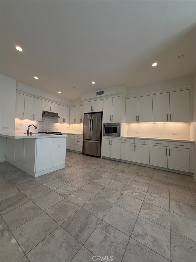 151 Bishop - Photo 5