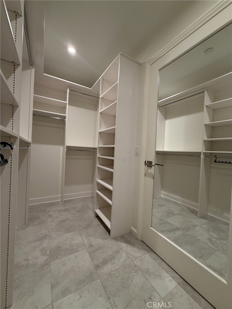 151 Bishop - Photo 32