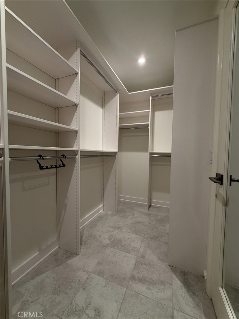 151 Bishop - Photo 31