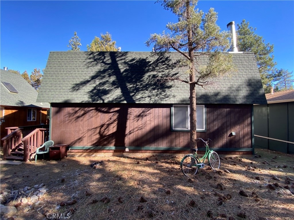 240 Riverside - Photo 3