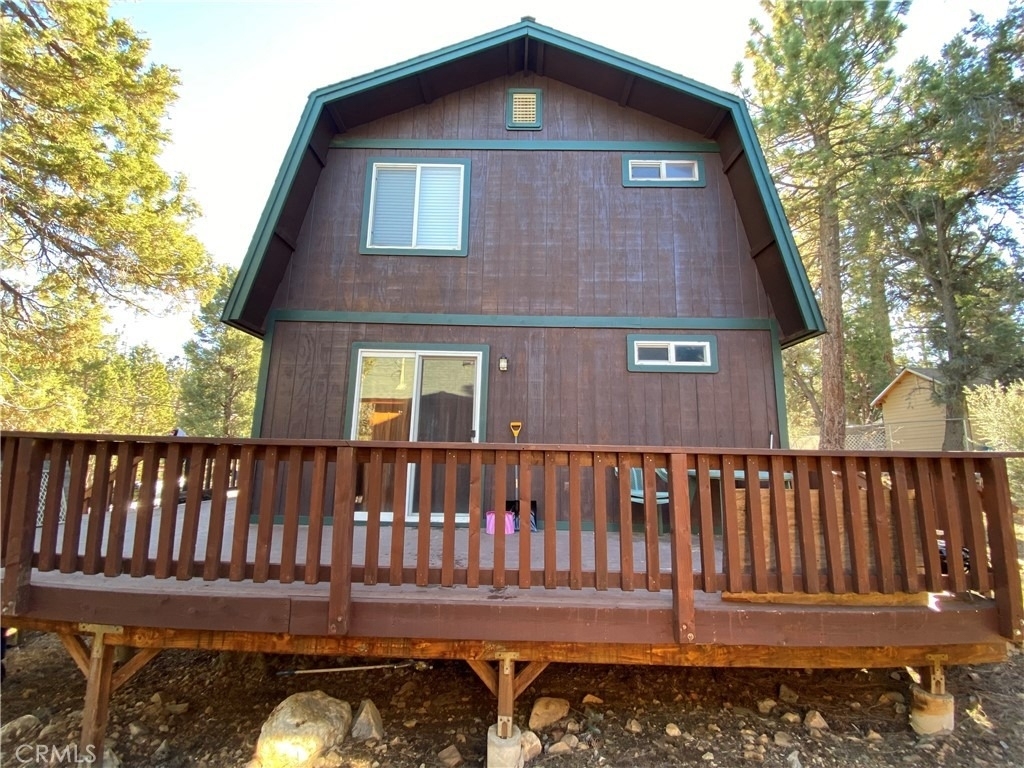 240 Riverside - Photo 4