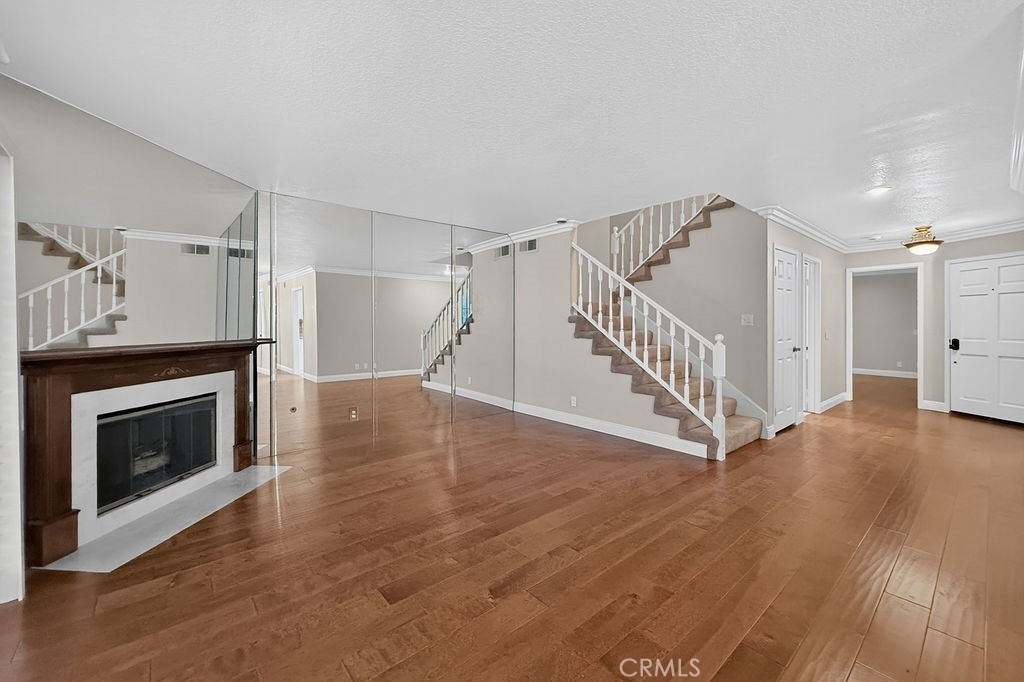 24275 Juanita - Photo 3