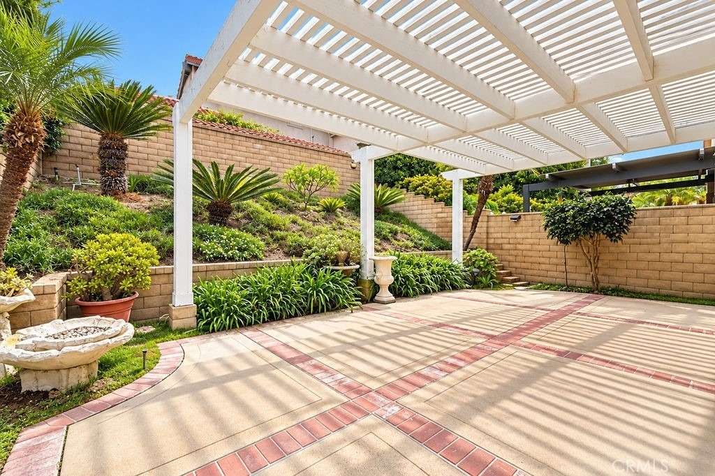 24275 Juanita - Photo 19