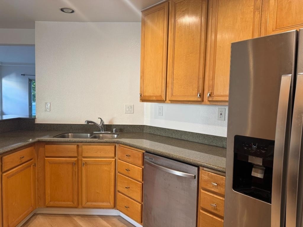 610 Arcadia Terrace - Photo 8