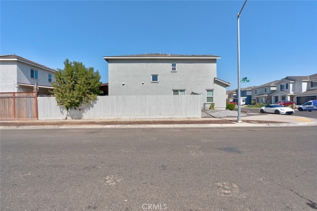 693 Cadiz Avenue - Photo 52