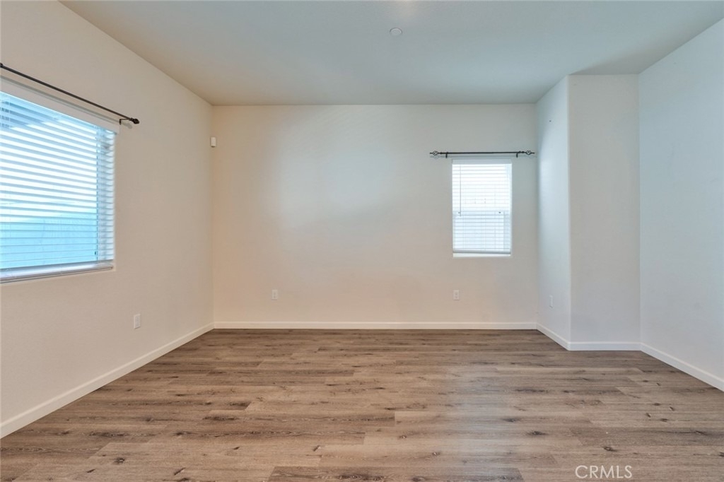 693 Cadiz Avenue - Photo 7