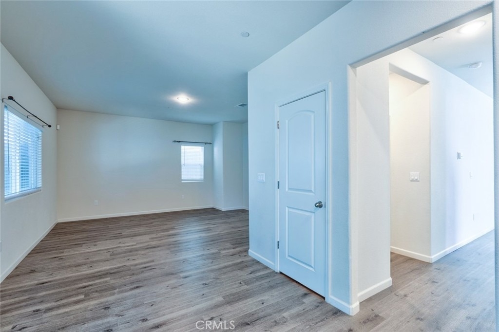 693 Cadiz Avenue - Photo 14