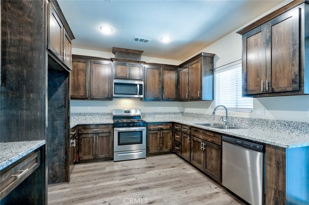693 Cadiz Avenue - Photo 10
