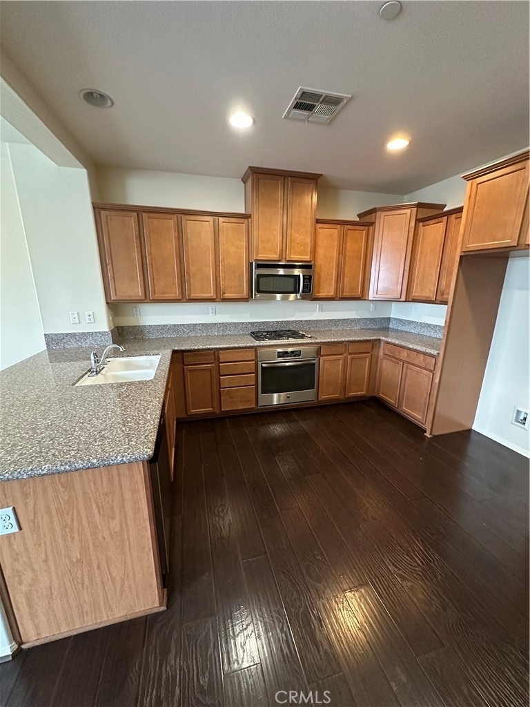 8027 City View - Photo 3