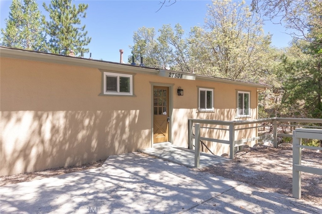 27508 School - Photo 6