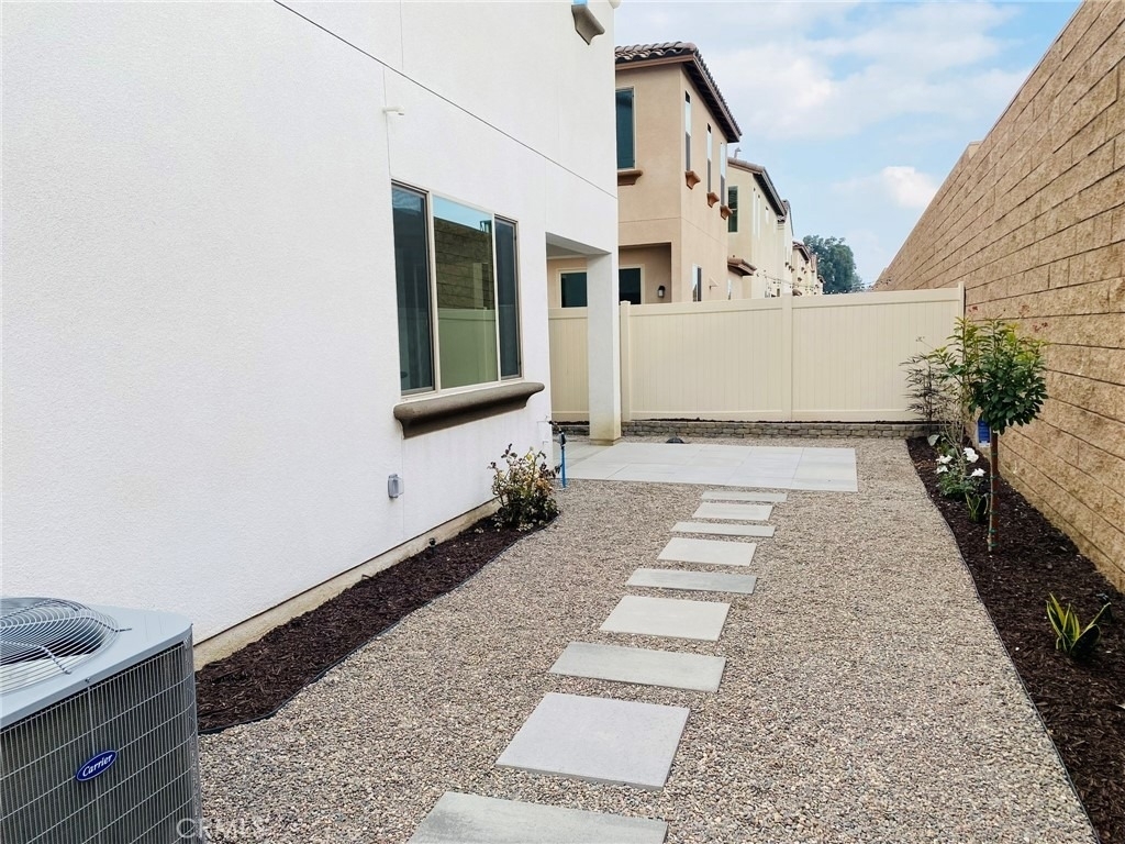1449 E Laurelwood Drive - Photo 35