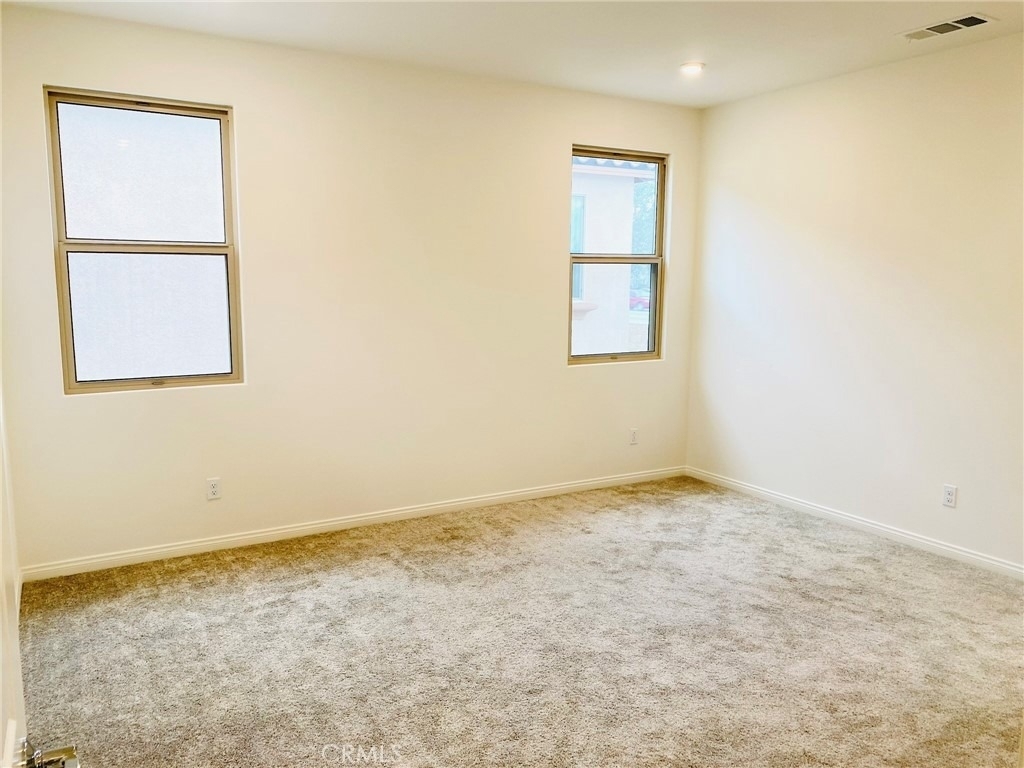 1449 E Laurelwood Drive - Photo 23
