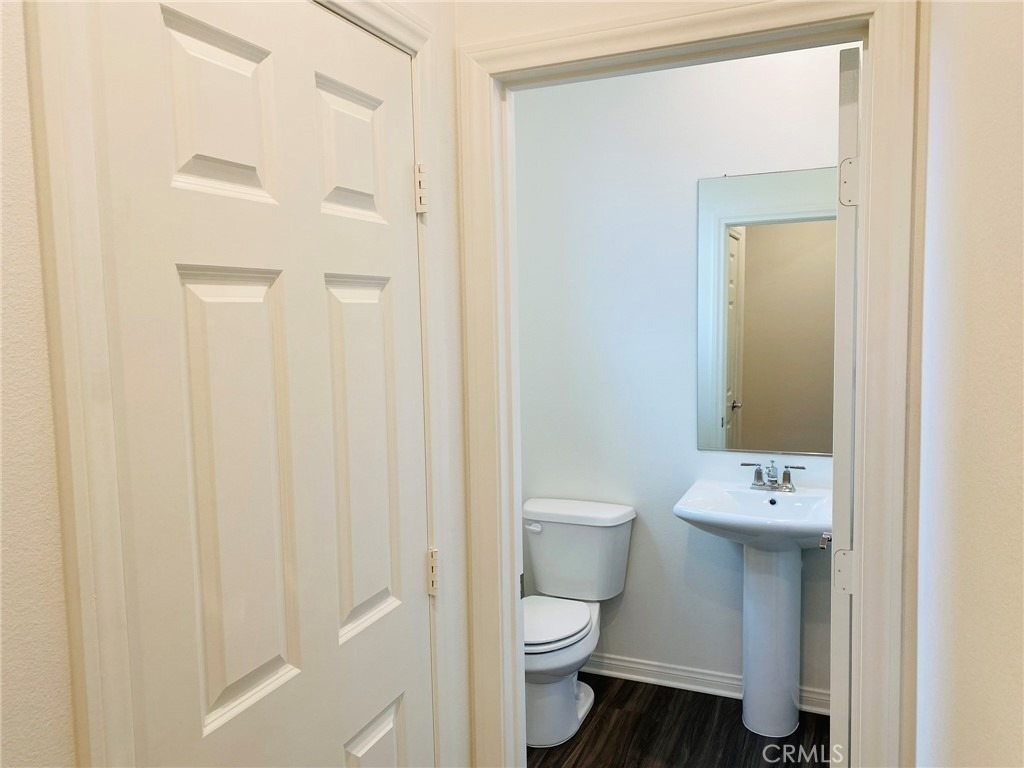 1449 E Laurelwood Drive - Photo 3