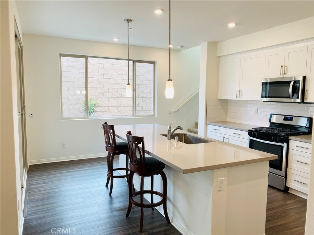 1449 E Laurelwood Drive - Photo 7