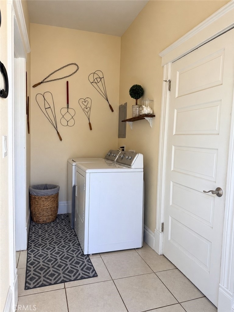 425 Cajon - Photo 17