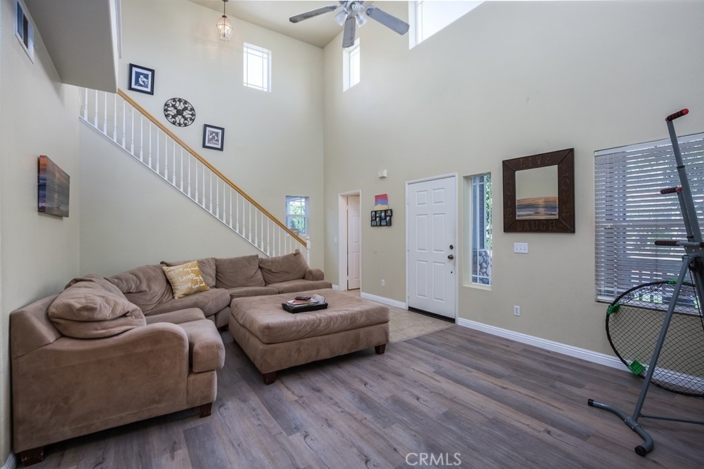 83 Orangewood Court - Photo 4