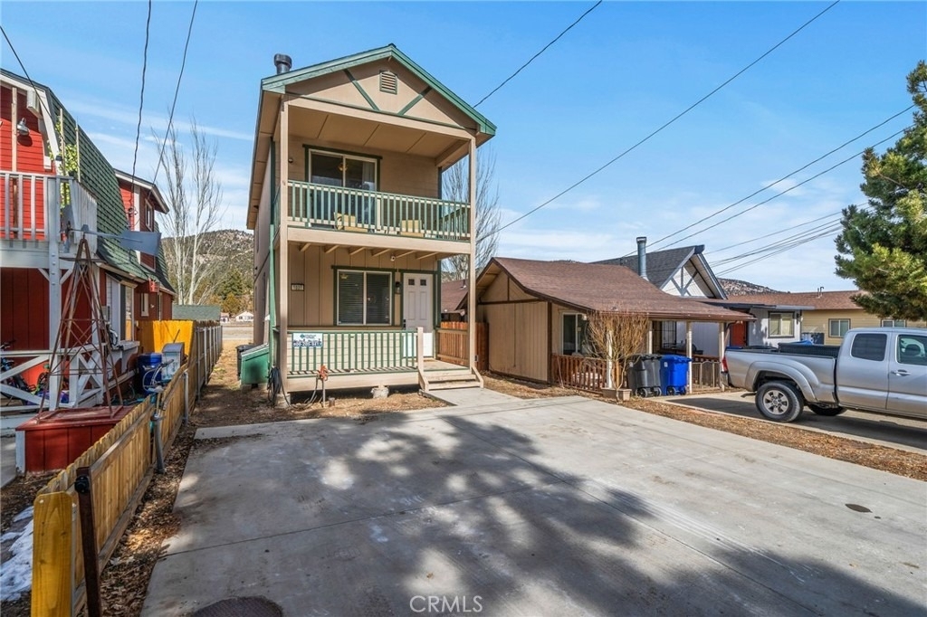 1031 W Fairway Boulevard - Photo 1