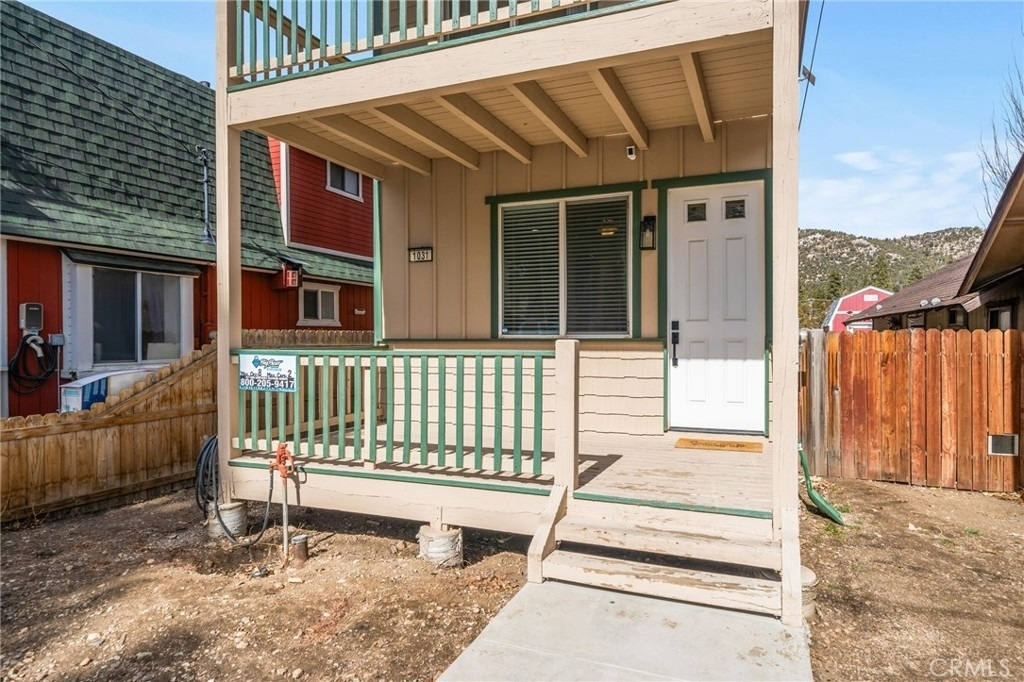 1031 W Fairway Boulevard - Photo 3