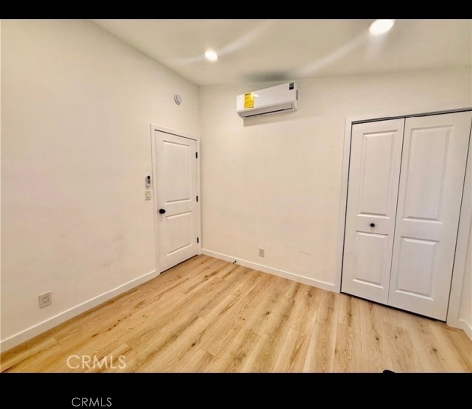 657 E King - Photo 8