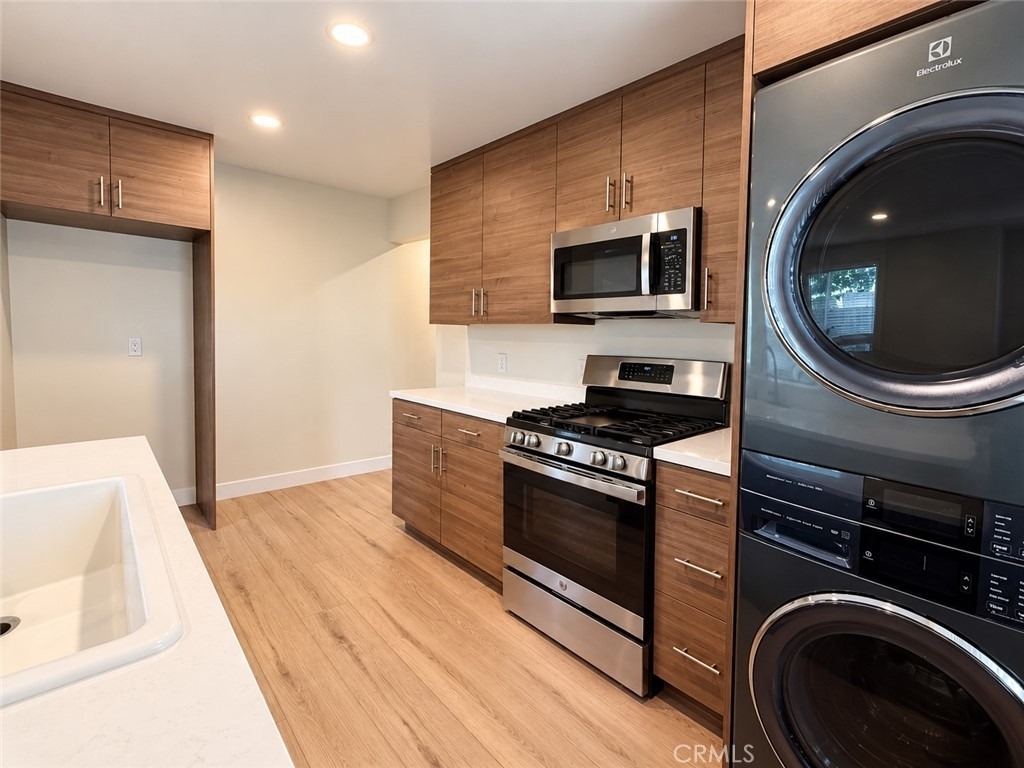 440 E Puente Street - Photo 5