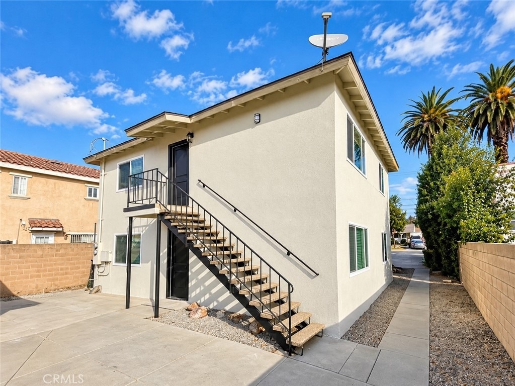 440 E Puente Street - Photo 0