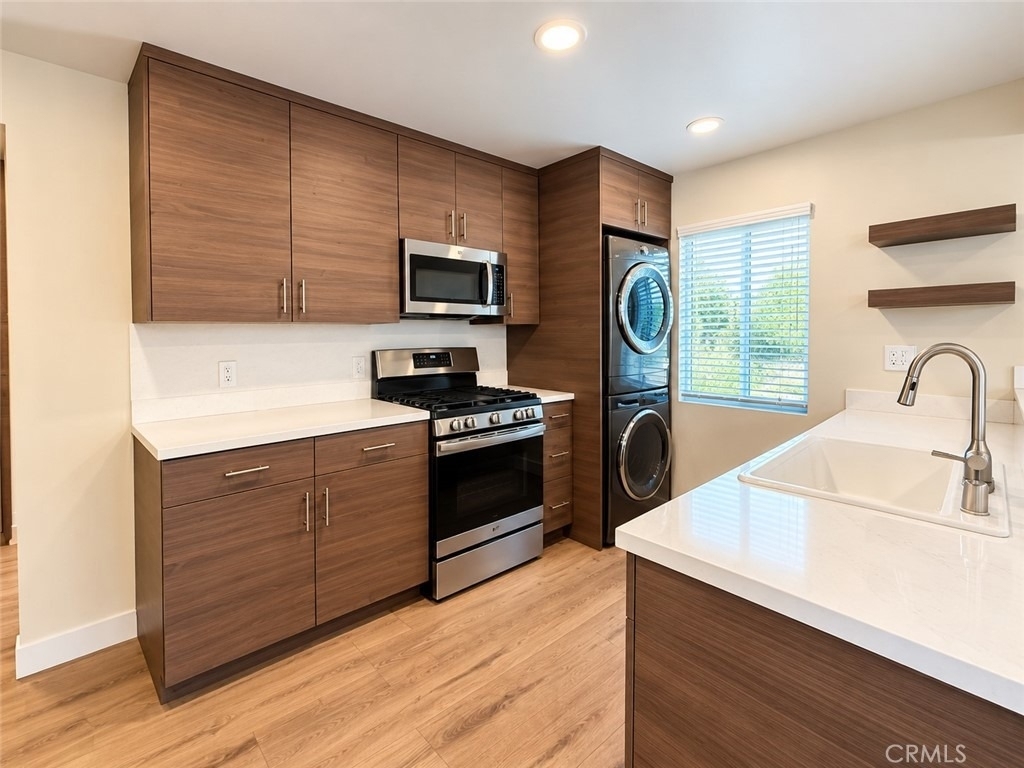 440 E Puente Street - Photo 4