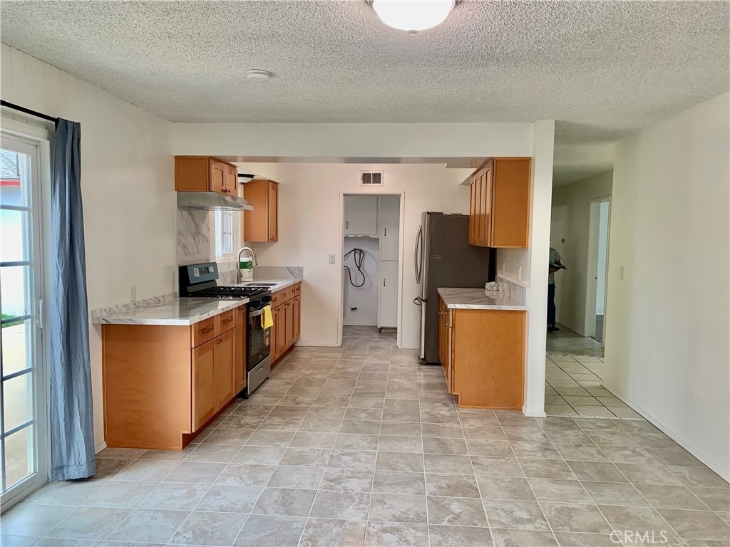 917 Cypress - Photo 6