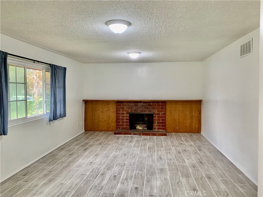 917 Cypress - Photo 4