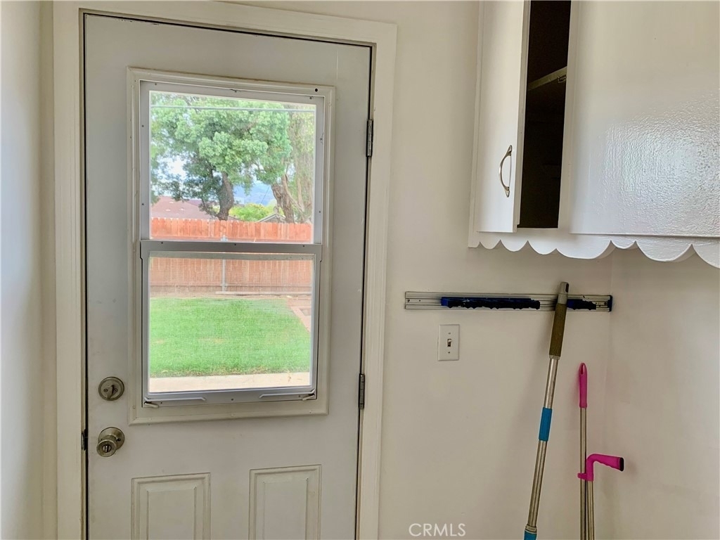 917 Cypress - Photo 10