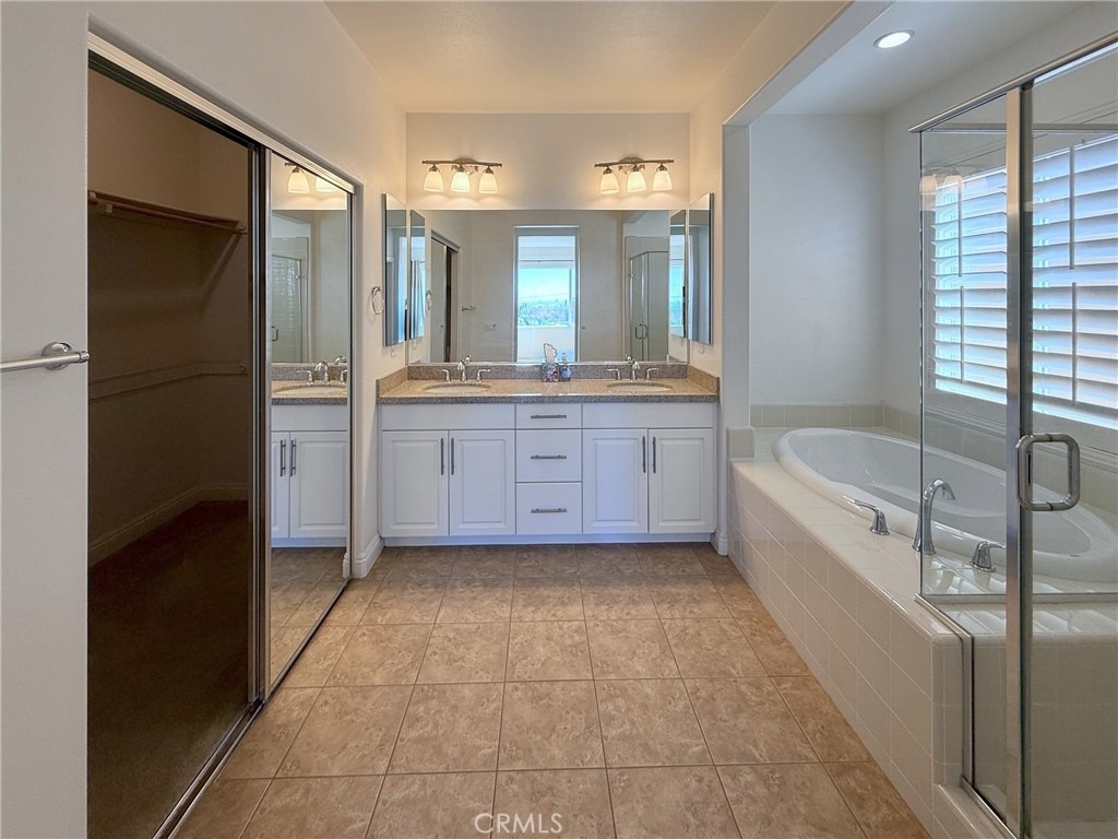 2700 E Coalinga Drive - Photo 11