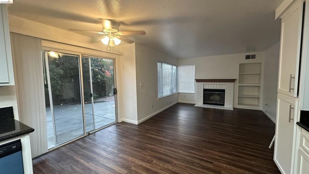 4981 Parkgreen Cir - Photo 4