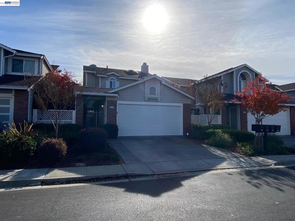 333 Winterwind Cir - Photo 0