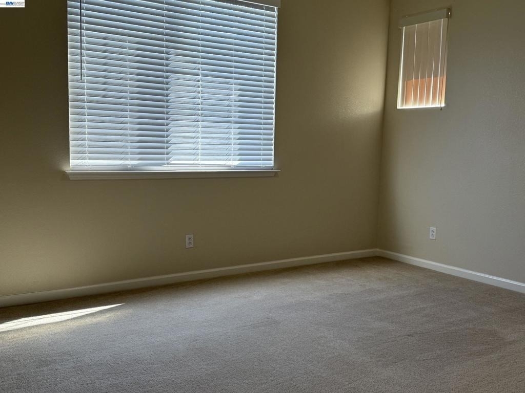 340 Chase St - Photo 10