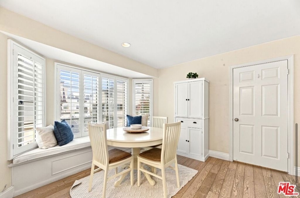 18721 Hatteras Street - Photo 18