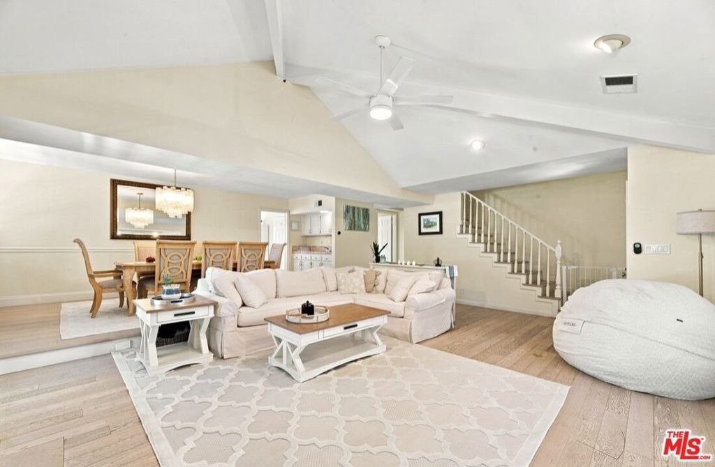 18721 Hatteras Street - Photo 23