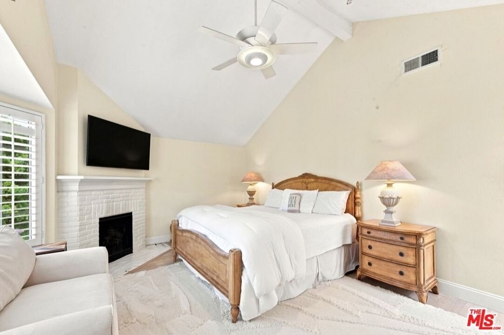18721 Hatteras Street - Photo 14