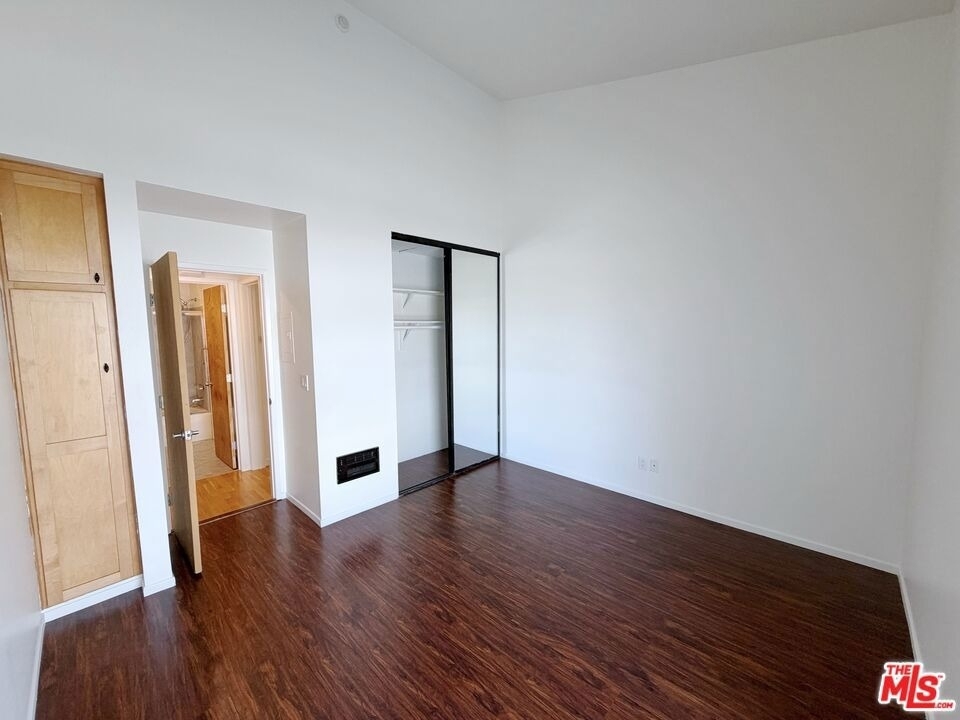 601 S Prospect Avenue - Photo 9