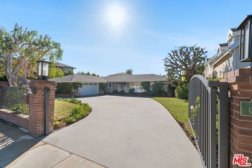 14972 Camarosa Drive - Photo 0