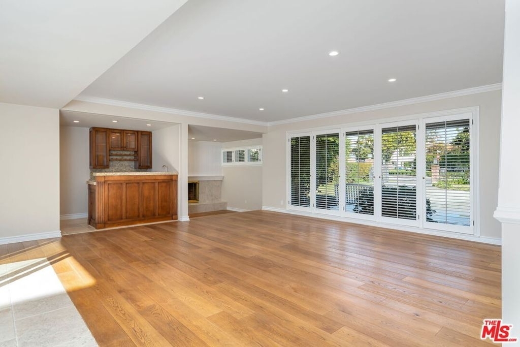 14972 Camarosa Drive - Photo 4