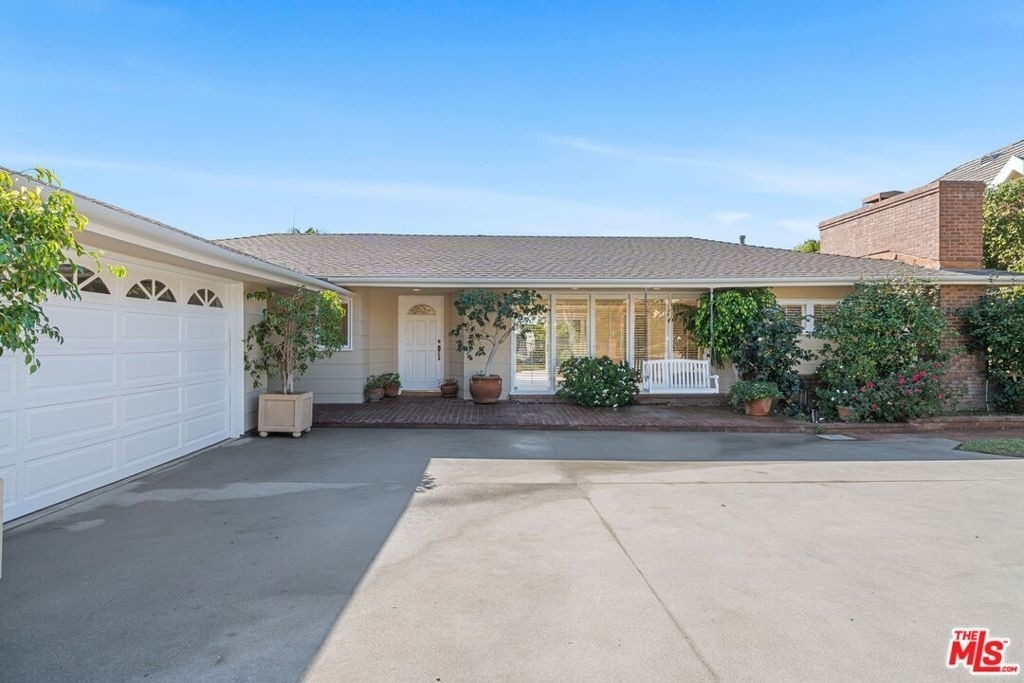 14972 Camarosa Drive - Photo 1