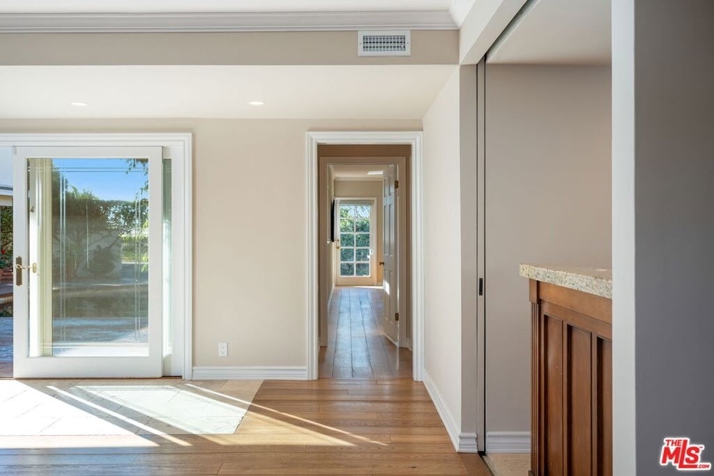 14972 Camarosa Drive - Photo 8