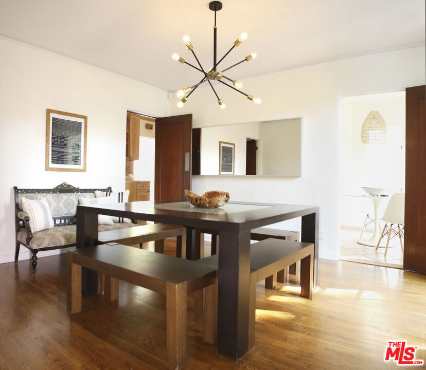 146 N La Peer Drive - Photo 37