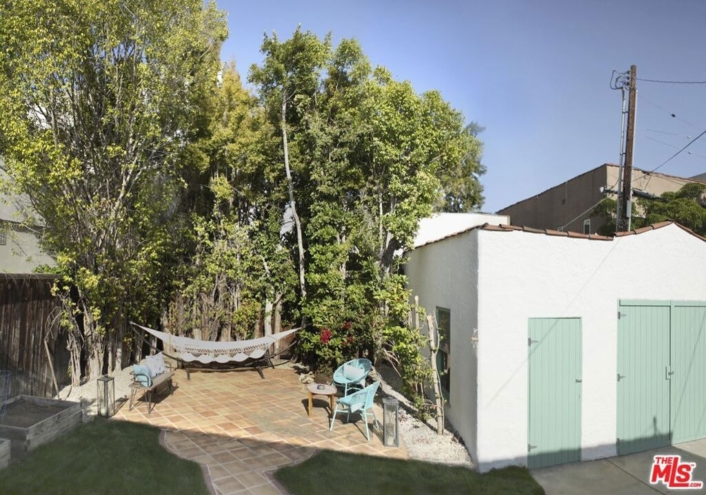 146 N La Peer Drive - Photo 19