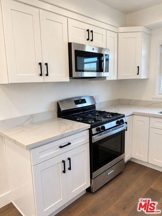 5806 La Mirada Avenue - Photo 3