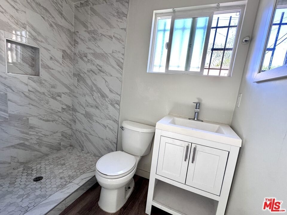 3630 W 60th Street - Photo 11