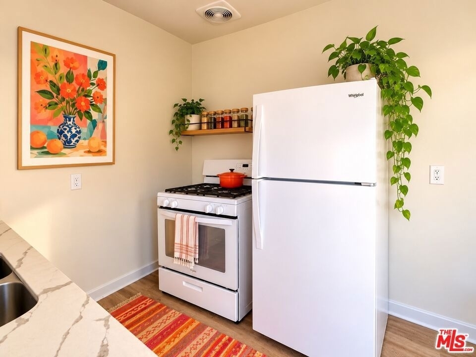 3630 W 60th Street - Photo 2